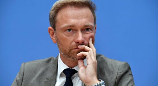 Christian Lindner the minister who wants to bring down Olaf