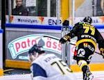 Dark night at Karpi Star player Teemu Turunen was injured