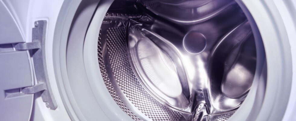 Does your washing machine smell musty despite your best efforts