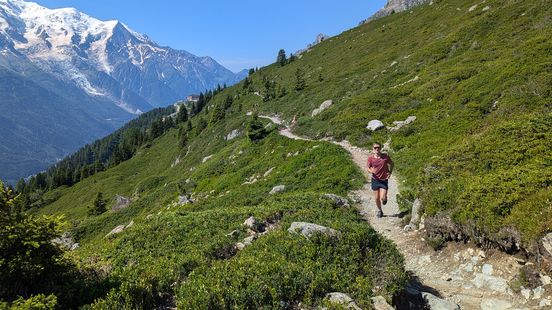 From Veenendaal to Mont Buet Matthijs runs through the Alps