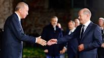 German Chancellor Scholz meets Erdogan in Turkey fighter jet