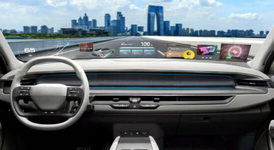 Hyundai Mobis will turn the windshield of vehicles into a