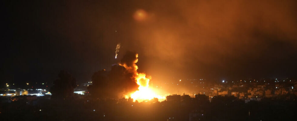 Israel carries out new series of air raids on southern