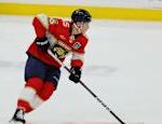 Lundell shot in from the air Barkov misled the goalkeeper