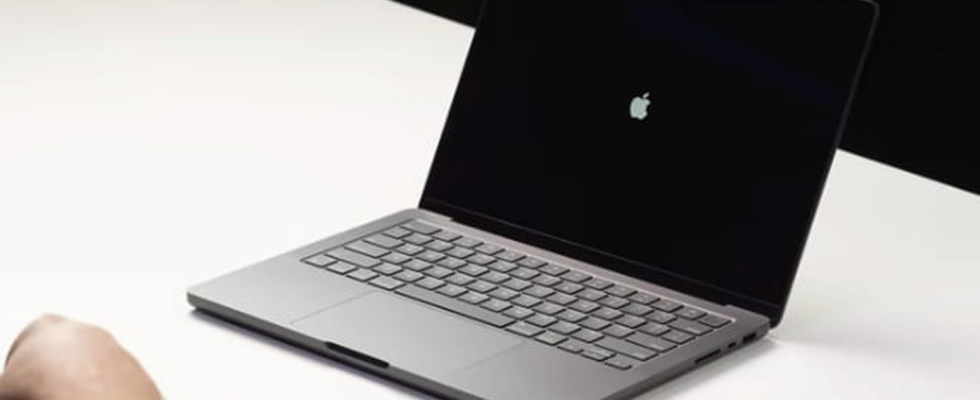 MacBook Pro M4 a Russian YouTuber got his hands on