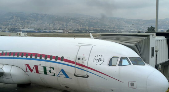 Middle East Airlines continues to serve Beirut airport under bombs