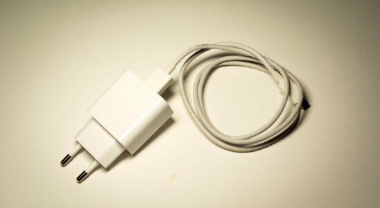 Millions of people have this charger it can cause electric