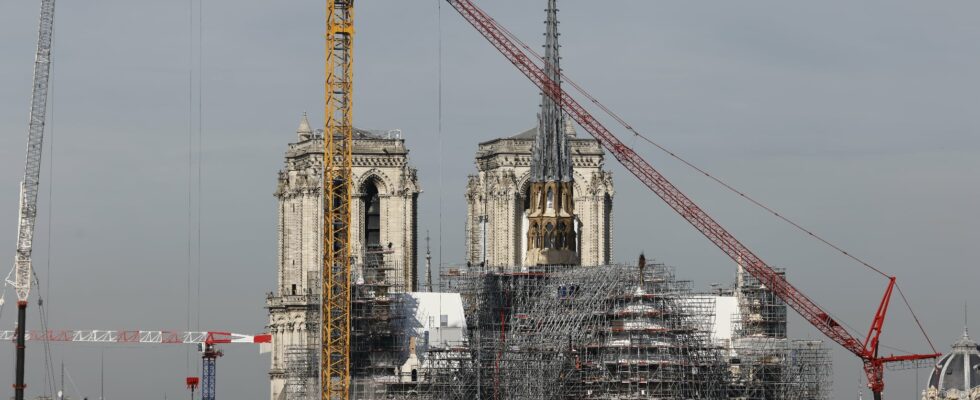 Notre Dame de Paris paying Behind Rachida Datis idea the penniless