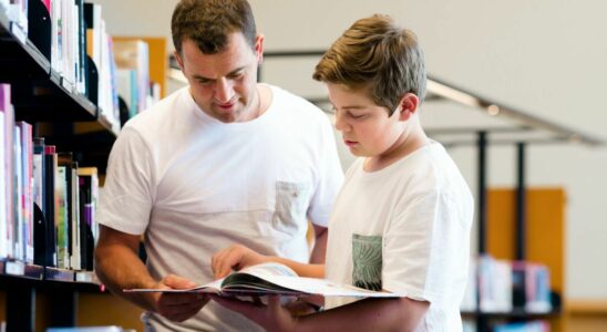 Parents heres how to motivate your child to read more