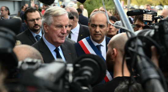 Prime Minister Michel Barnier launches a consultation on the third