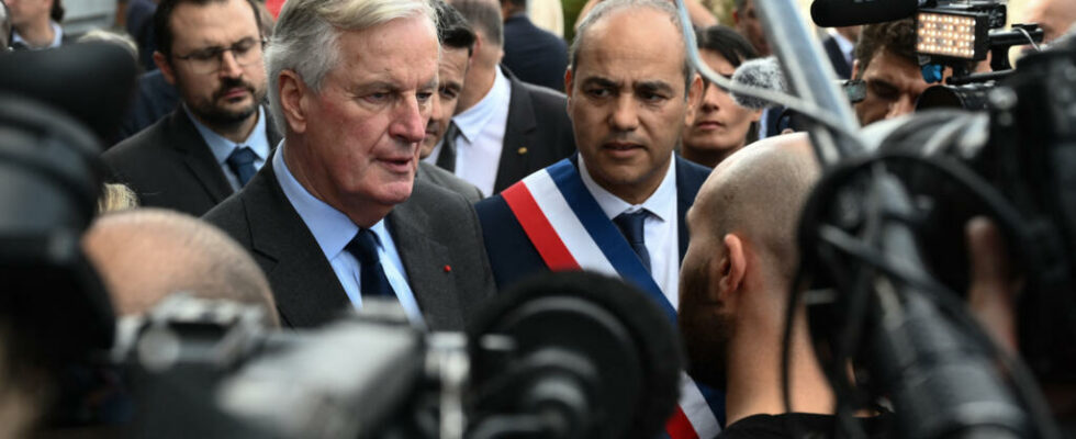 Prime Minister Michel Barnier launches a consultation on the third