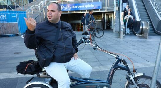 Regrets that the tricycle has been towed away Utrecht sends