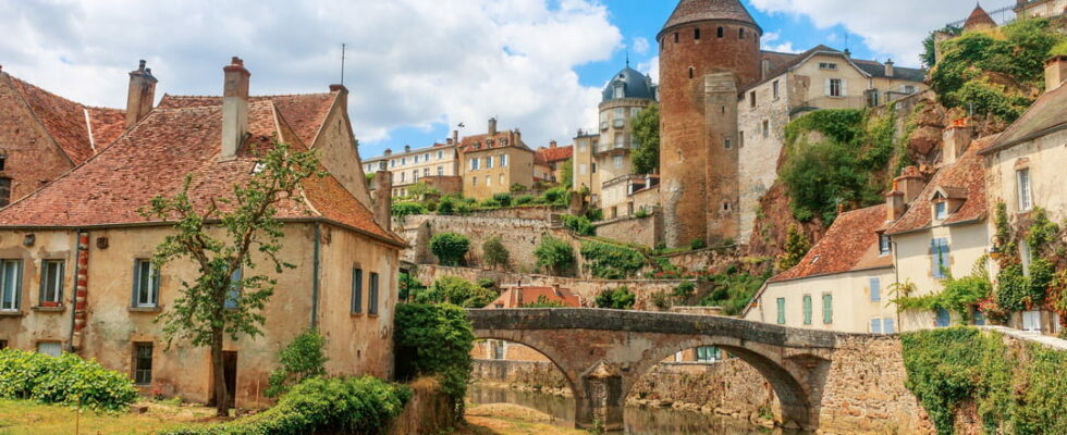 Semur en Auxois a real journey through time