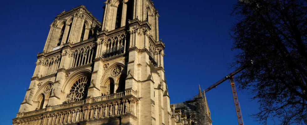 Should we charge for entry to Notre Dame de Paris Cathedral