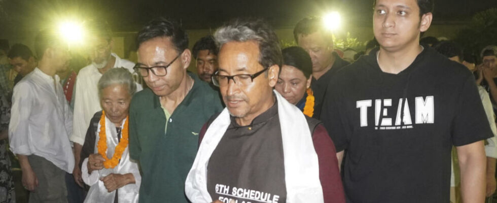 Sonam Wangchuk marches for the recognition of Ladakh rights