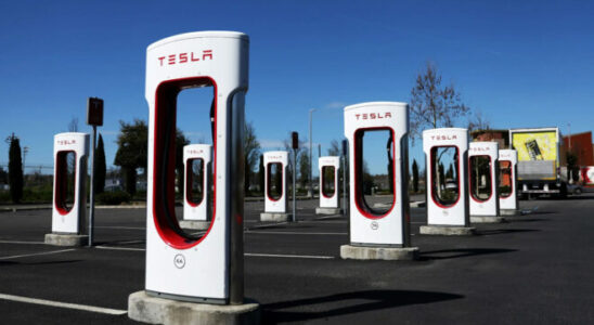 Tesla Supercharger network surpasses 60000 charging stations