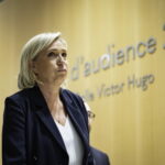 The risky and offensive defense of Marine Le Pen at