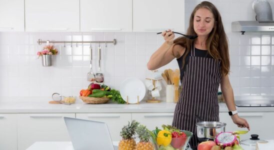 These common kitchen utensils are dangerous for your health according