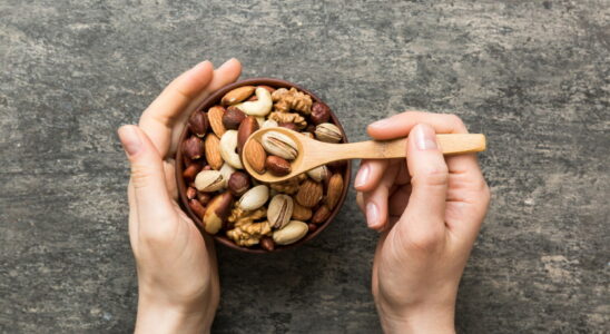 This tip to do just before eating nuts they will