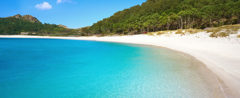 Tourists are limited and the beaches are superb these islands