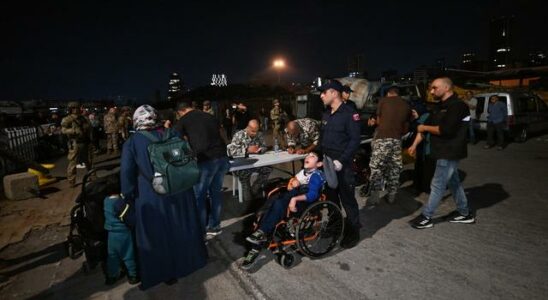 Turkiye started evacuating civilians from Lebanon Warships will also accompany