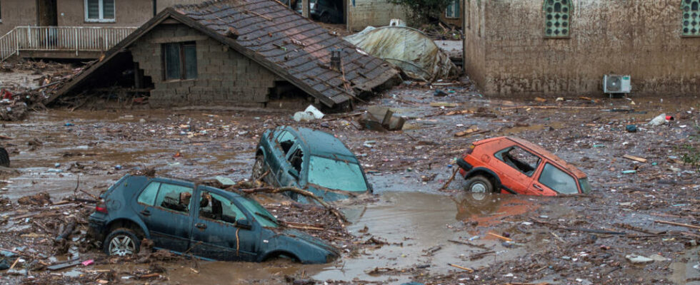 after the dramatic floods Bosnia Herzegovina still stunned