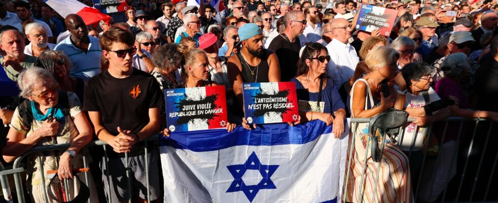 these French Jews who have been tearing each other apart