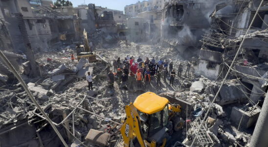 thirteen dead a naval base targeted Beirut bombed by the