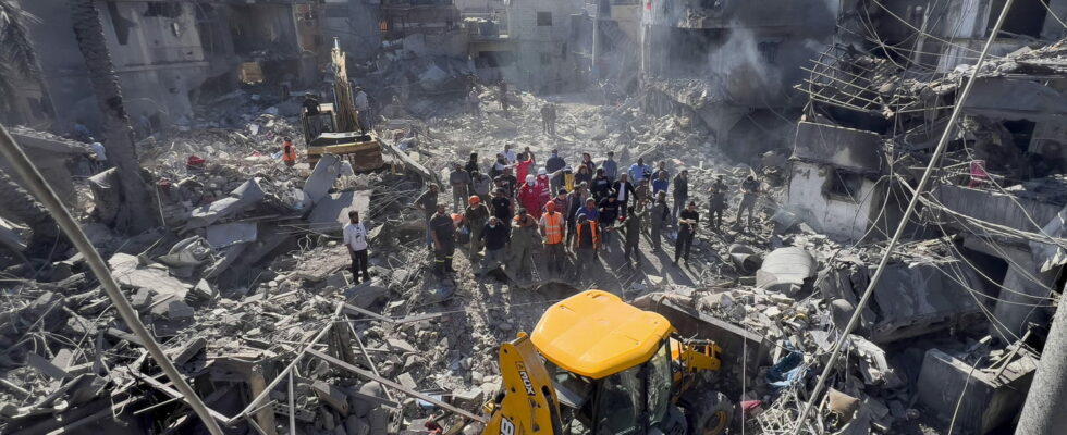 thirteen dead a naval base targeted Beirut bombed by the