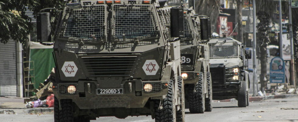 what is the objective of the Israeli army