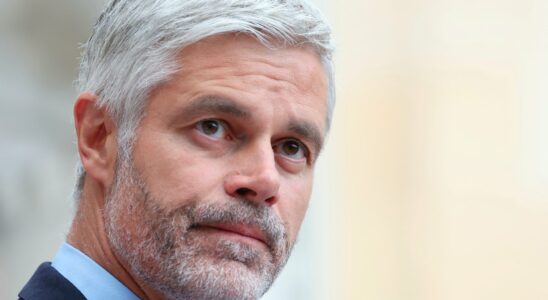 when Wauquiez wants to support Barnier but attack Macron –