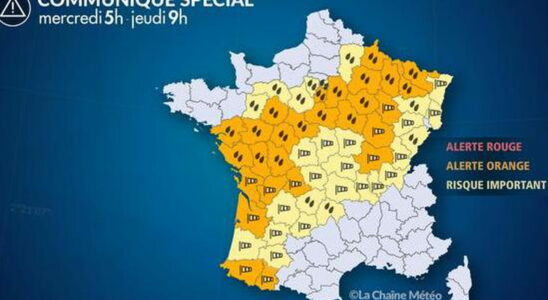 winds up to 150 kmh floods the forecasts and affected