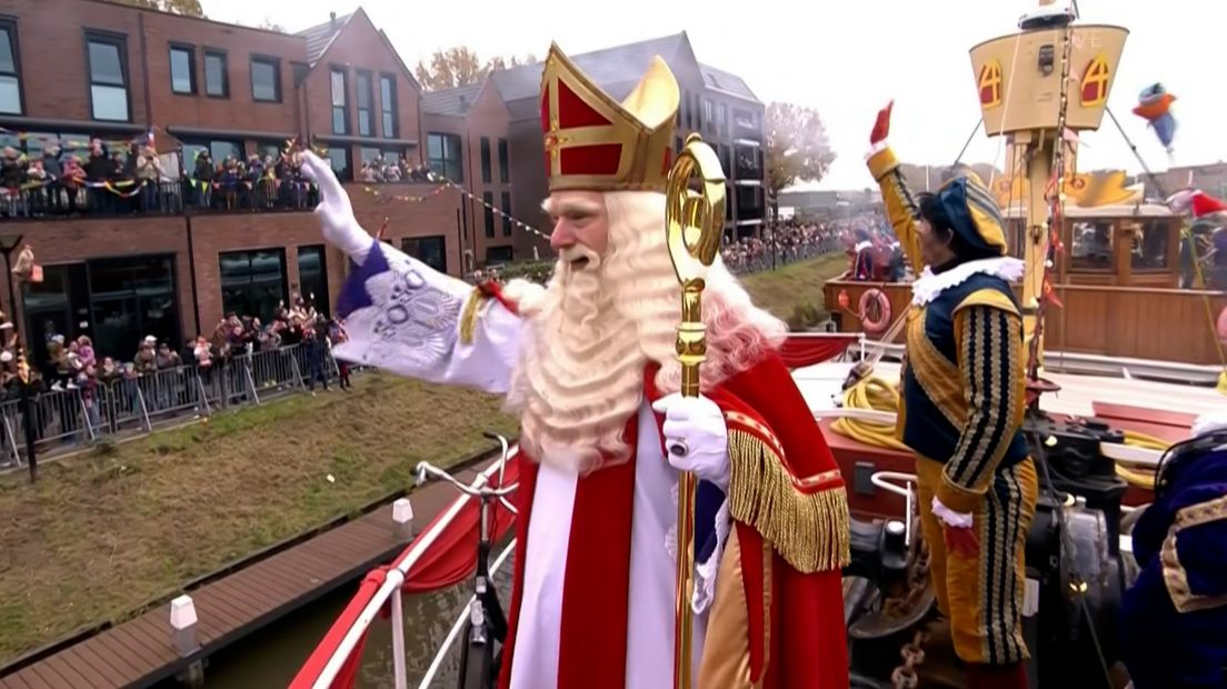 1731791805 267 Looking back Santa has arrived in Vianen