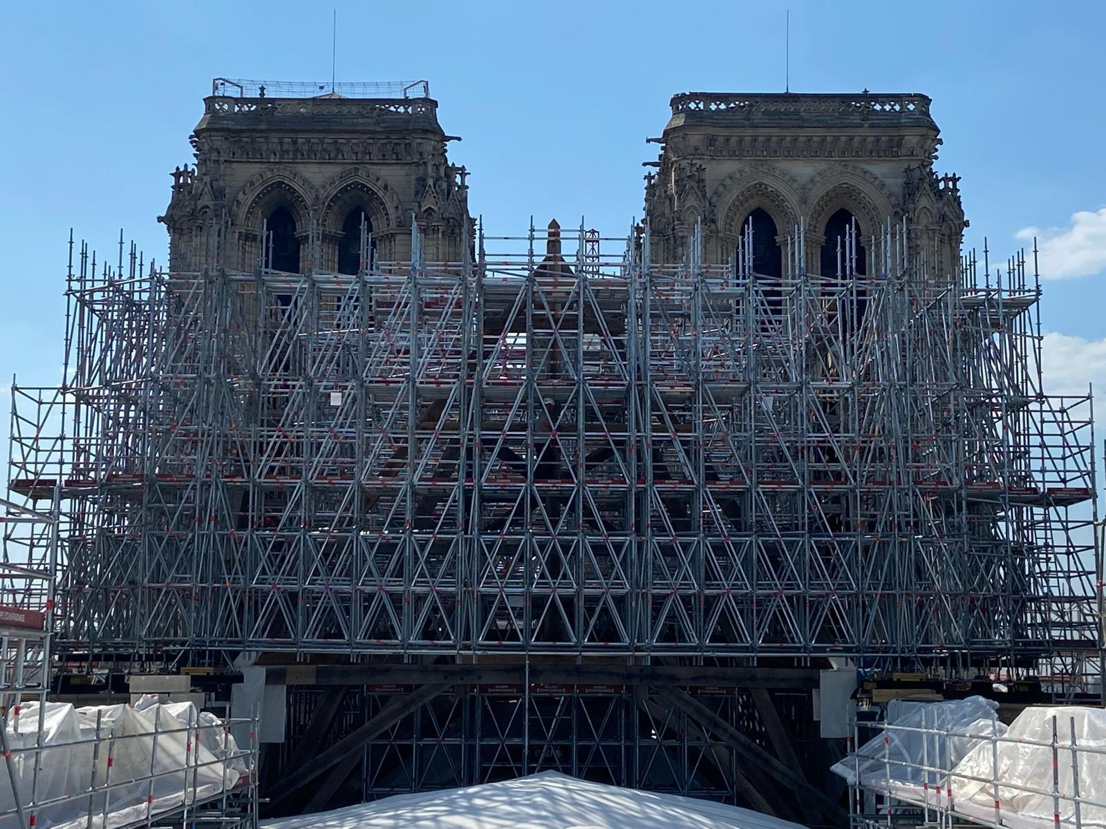 Exterior scaffolding on the Notre-Dame de Paris construction site.