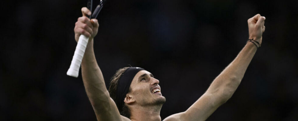 Alexander Zverev outclasses Ugo Humbert in Paris Masters 1000 final