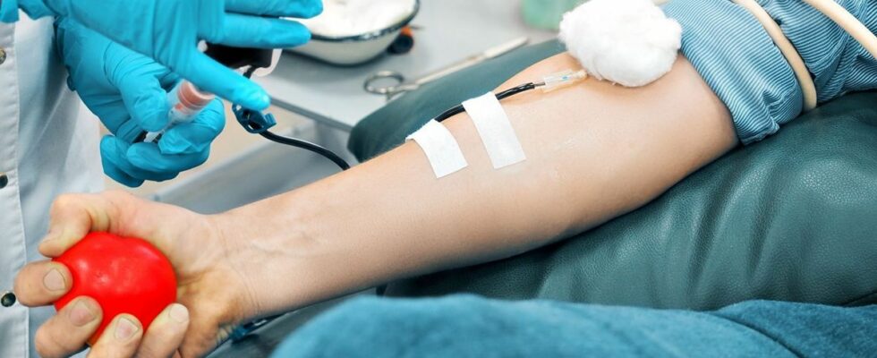 Arkunir mobilizes 4000 donors to beat the European blood donation