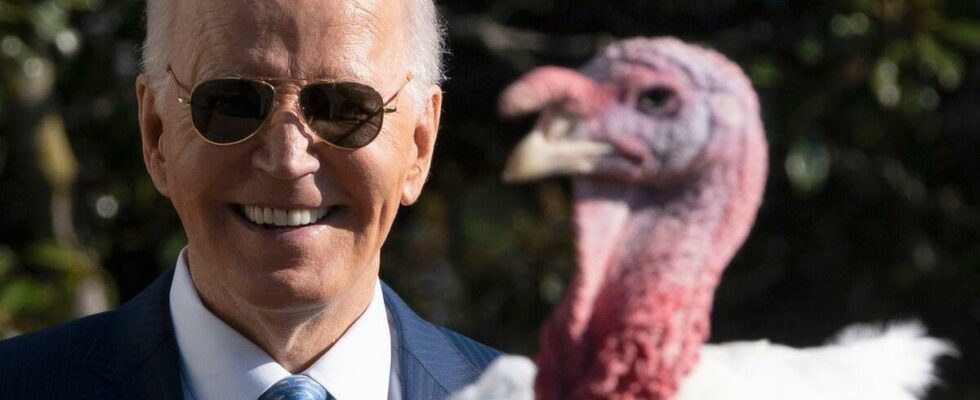 Biden pardoned two turkeys Latest news fast news