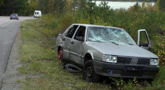 Cars without owners are dumped then the authority gives