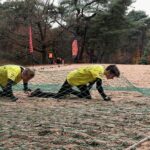 Climbing in scrambling at the NK Survival Run in Doorn