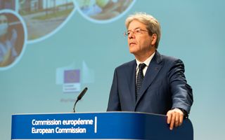 EU Gentiloni differences in Italys growth estimate due to consumption