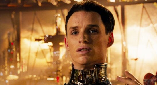 Eddie Redmayne admits mistakes in Matrix teams sci fi blockbuster