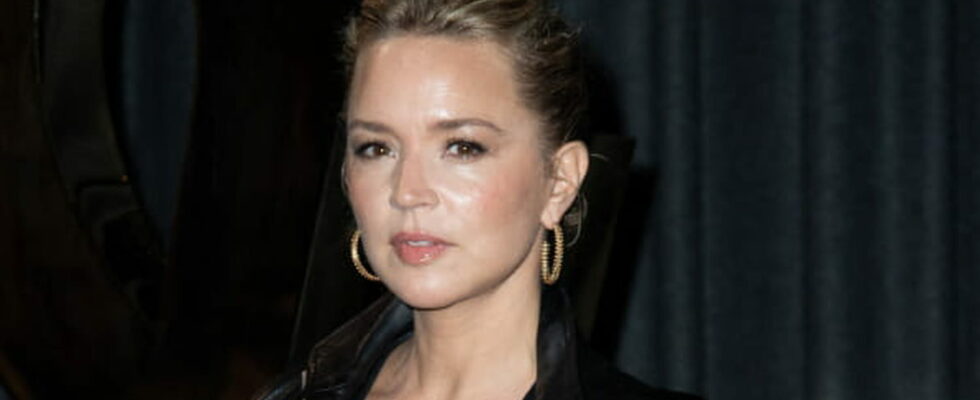 For a romantic outing Virginie Efira dares to wear a