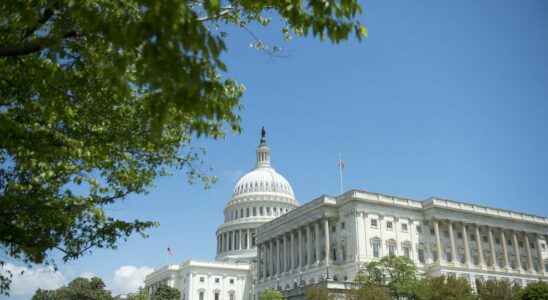 Gunman arrested at Capitol