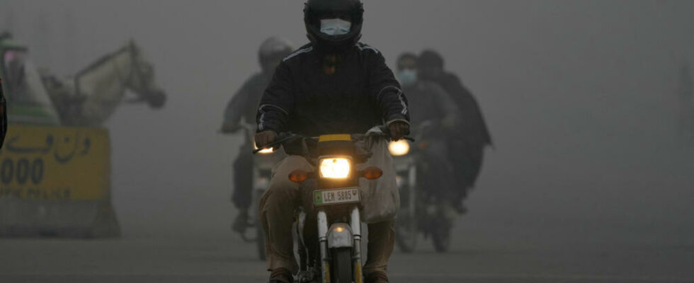 In Pakistan pollution is suffocating the province of Punjab