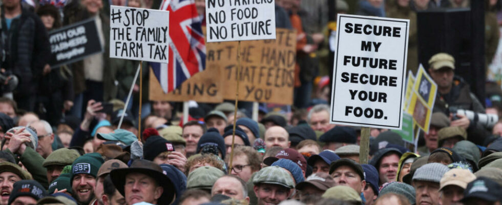 In the UK farmers demonstrate against proposed inheritance tax