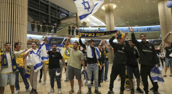 Israel repatriates fans sporting events under close surveillance