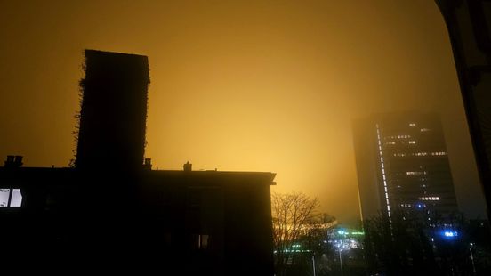 Local residents of Galgenwaard report light pollution due to yellow