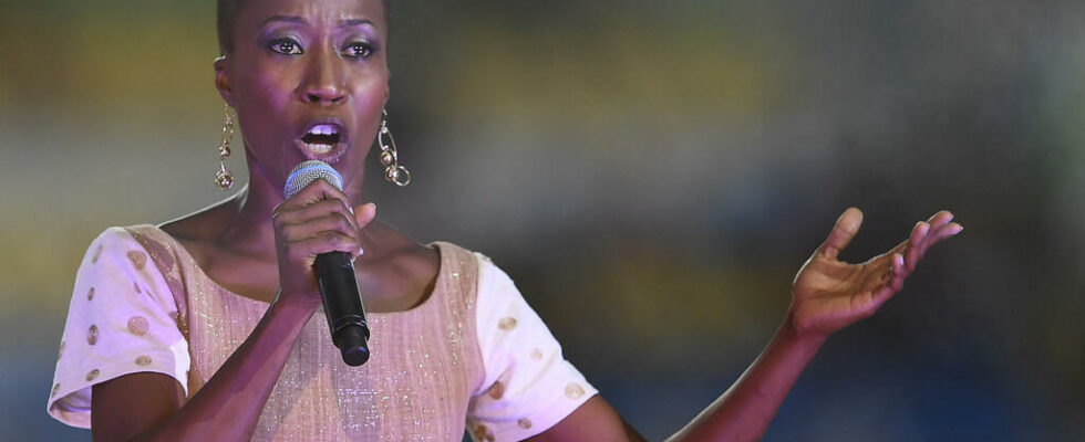 Malian singer Rokia Traore transferred from Italy was imprisoned in