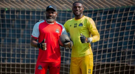 Nigerian goalkeeper Suleman Shaibu scores a double with TP Mazembe