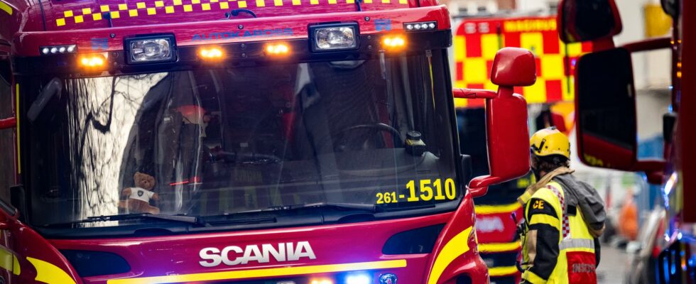 One seriously injured after a fire in Strangnas